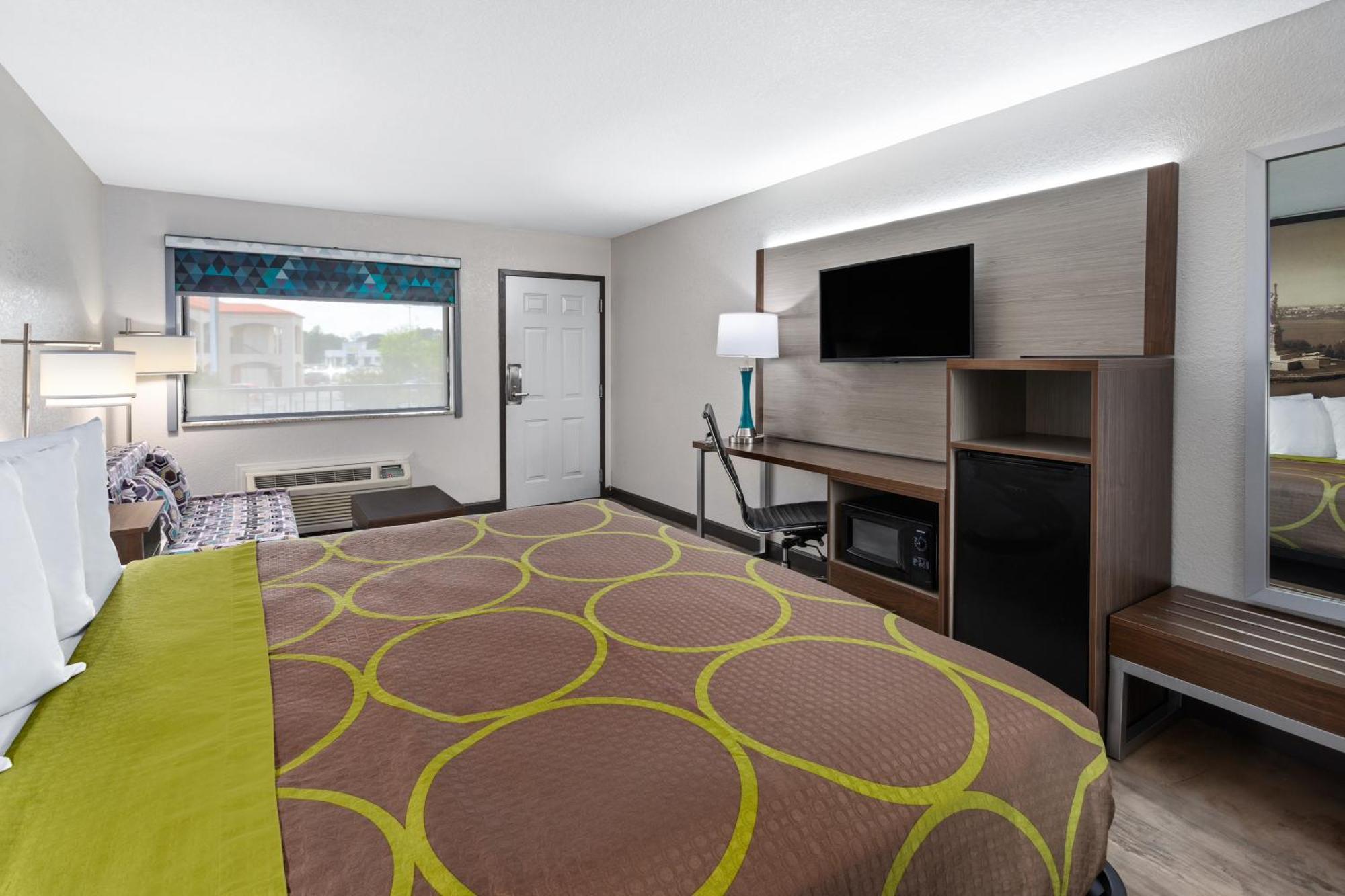 Super 8 By Wyndham Prattville Montgomery Eksteriør billede